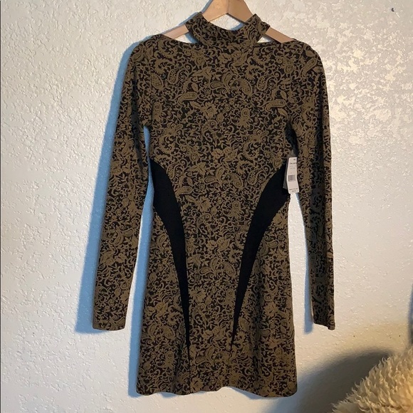 Free People Mini - Picture 2 of 5